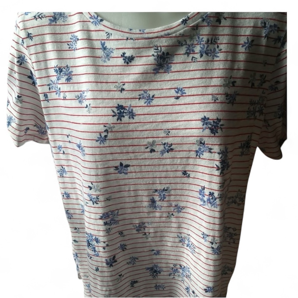 🛑LAST CHANCE🛑LIZ CLAIBORNE Gathered Sleeves TEE